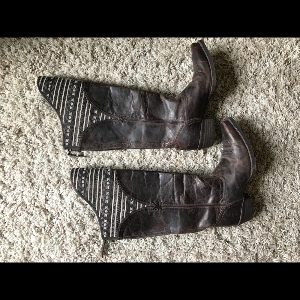 NEW Ariat Women's Western Boots Size 9.5